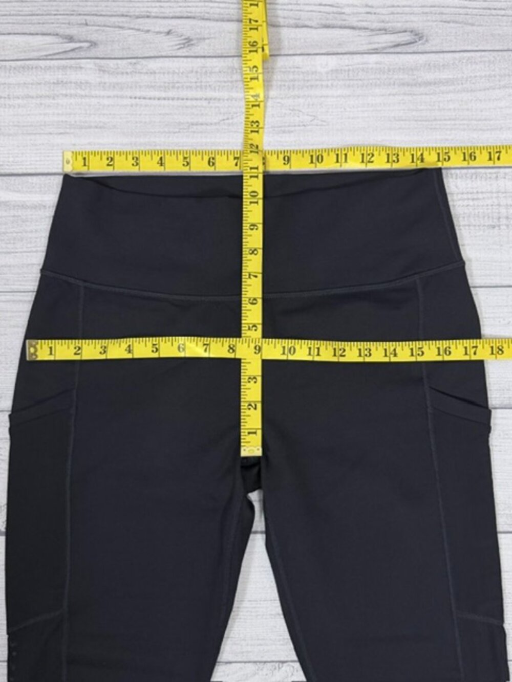 🖤NWT Fabletics Mila PowerHold High-Waisted Pocket Capri Leggings Black XL - Picture 9 of 12